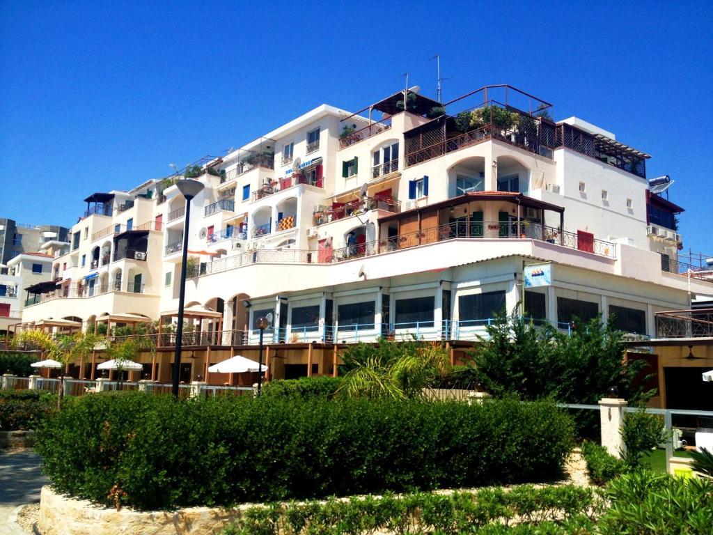 Sunrise Arches Apartments Limasol Dış mekan fotoğraf