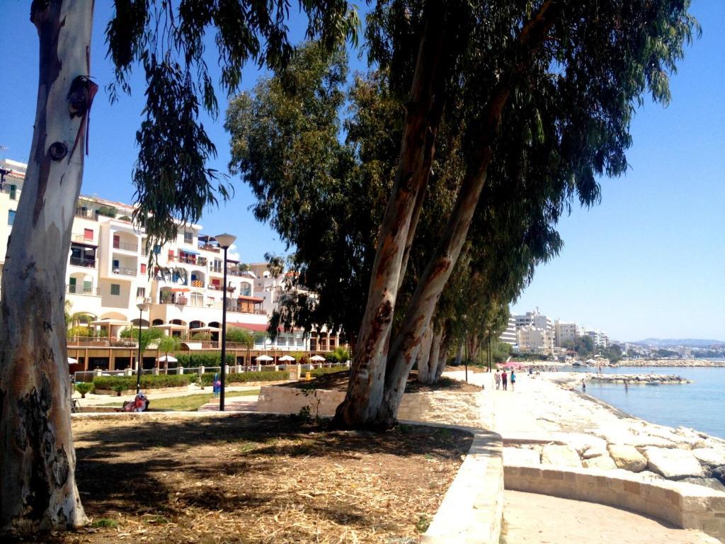 Sunrise Arches Apartments Limasol Dış mekan fotoğraf