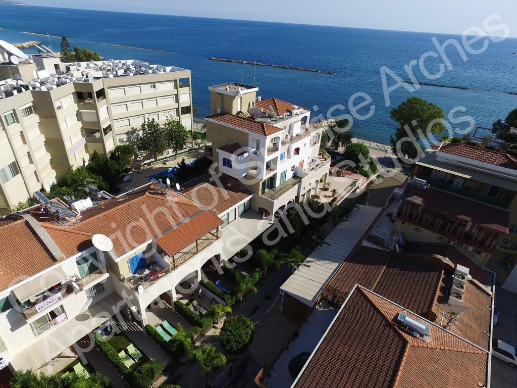 Sunrise Arches Apartments Limasol Dış mekan fotoğraf