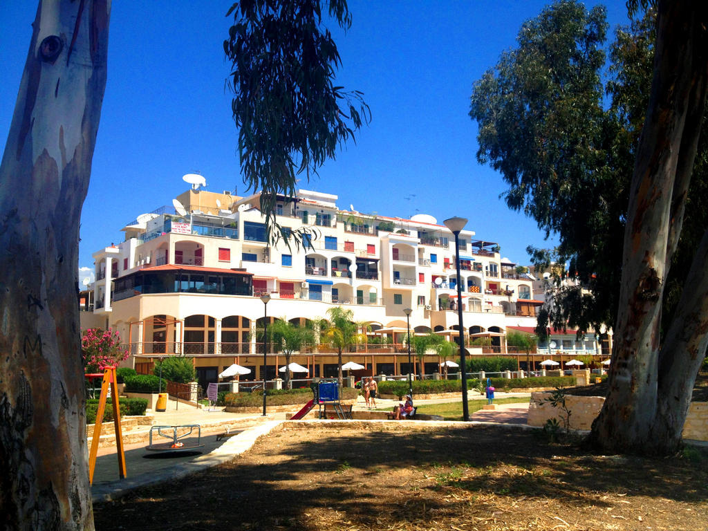 Sunrise Arches Apartments Limasol Dış mekan fotoğraf